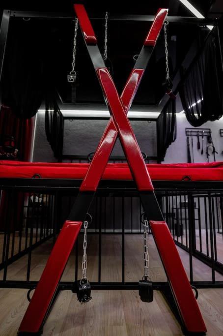Bdsm Apartman V Bratislave -Adults Only Bratislava Dış mekan fotoğraf