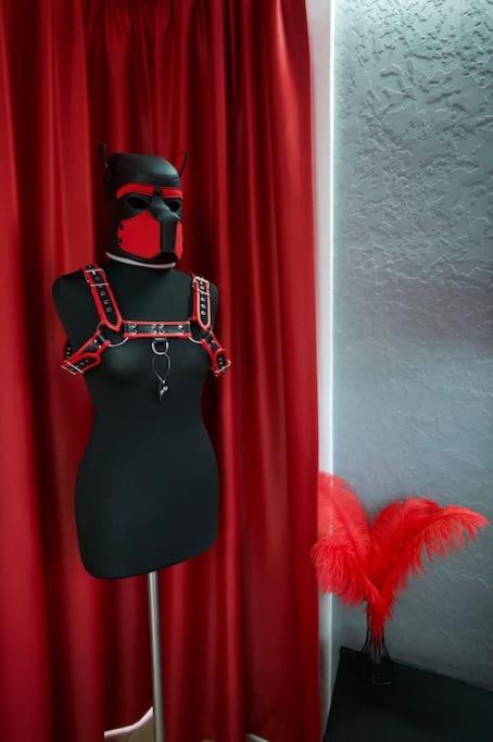 Bdsm Apartman V Bratislave -Adults Only Bratislava Dış mekan fotoğraf